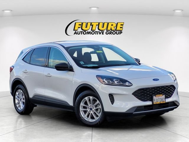 2022 Ford Escape SE FWD's photo