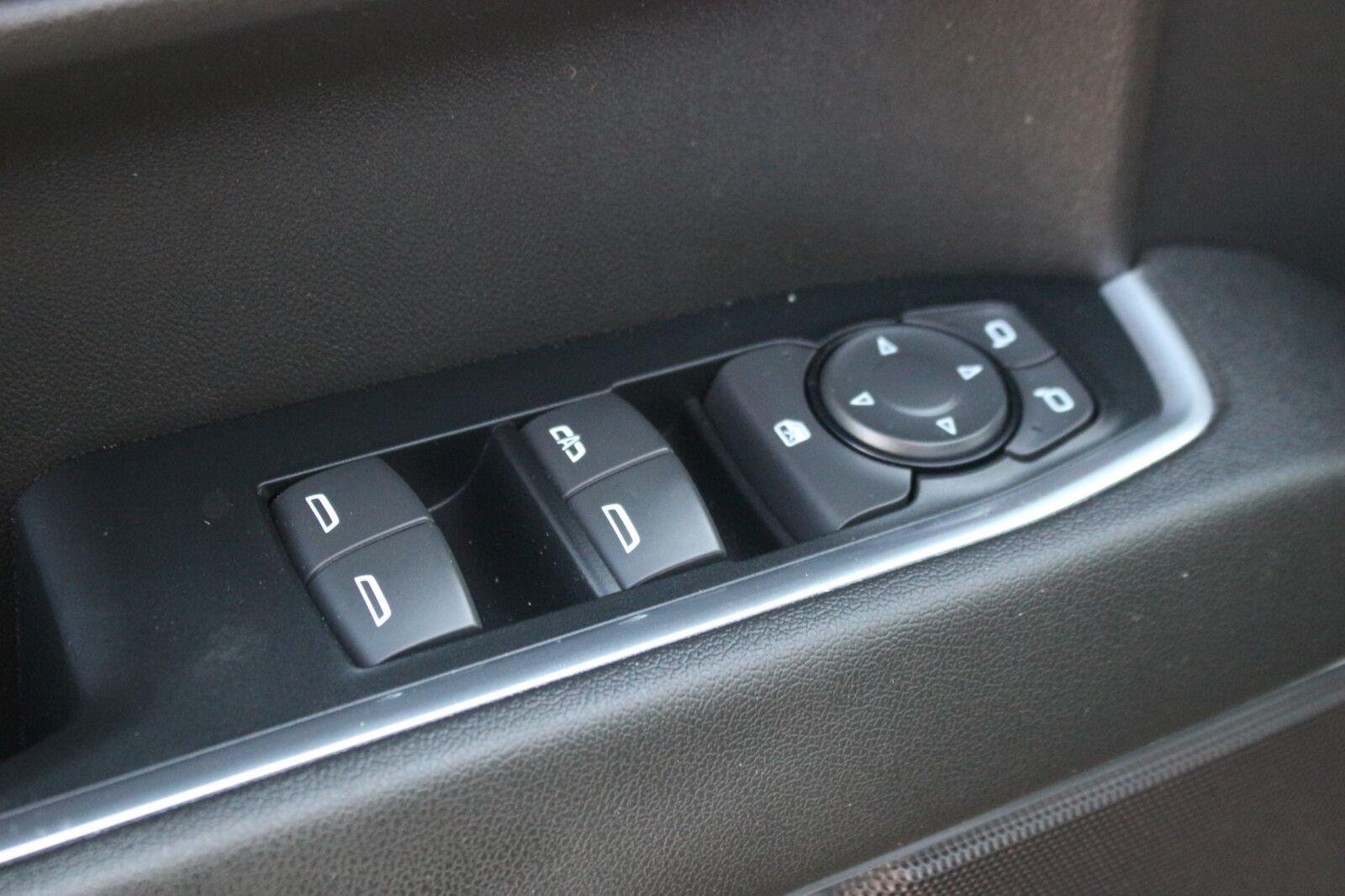 Used 2023 Deep Bronze Metallic GMC Elevation image 15