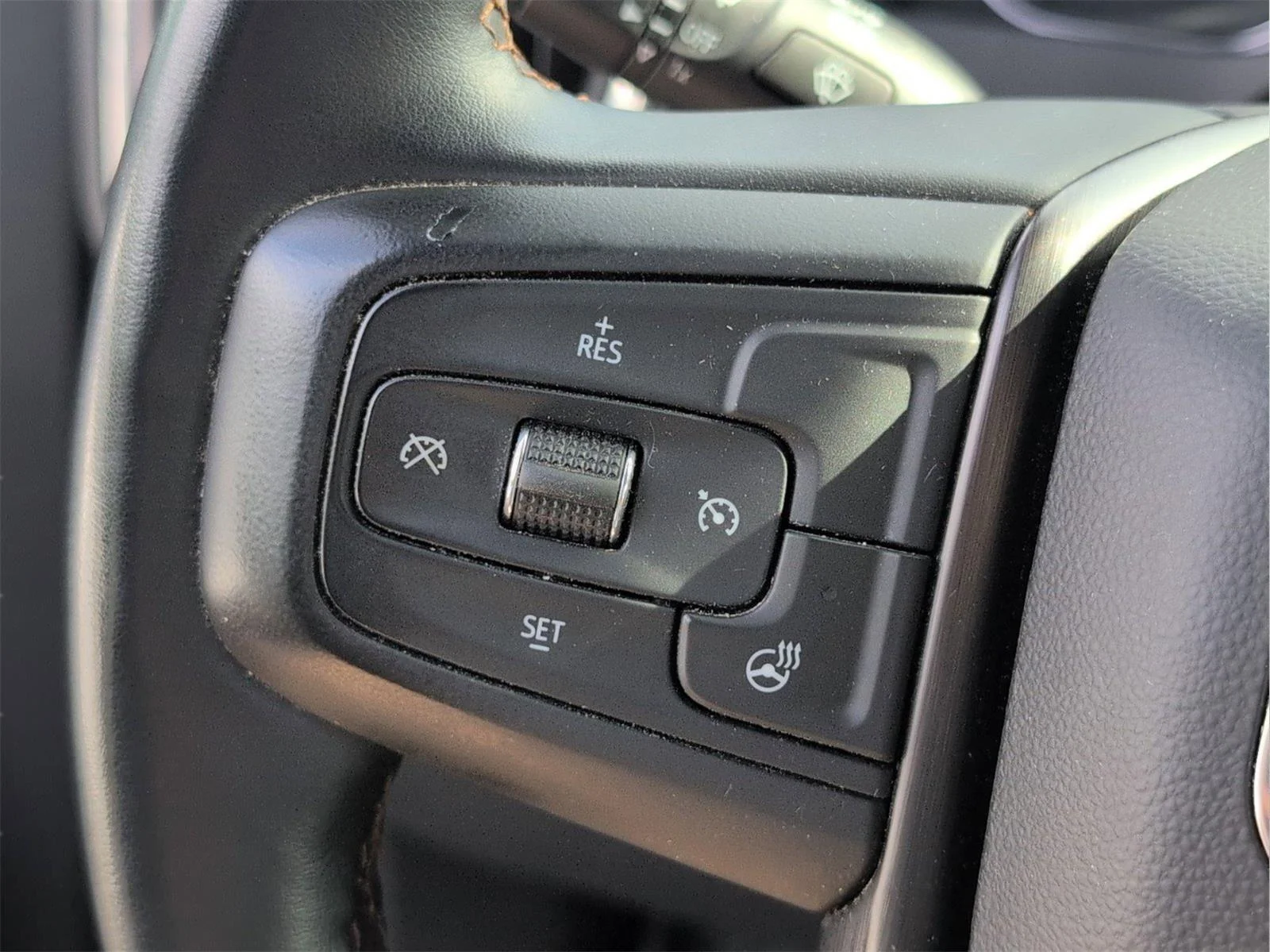 Used 2023 Forest Metallic GMC AT4 image 25