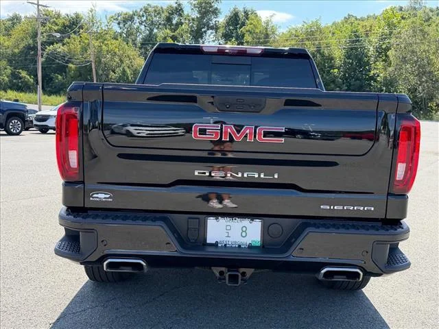 Used 2025 Onyx Black GMC Denali image 4