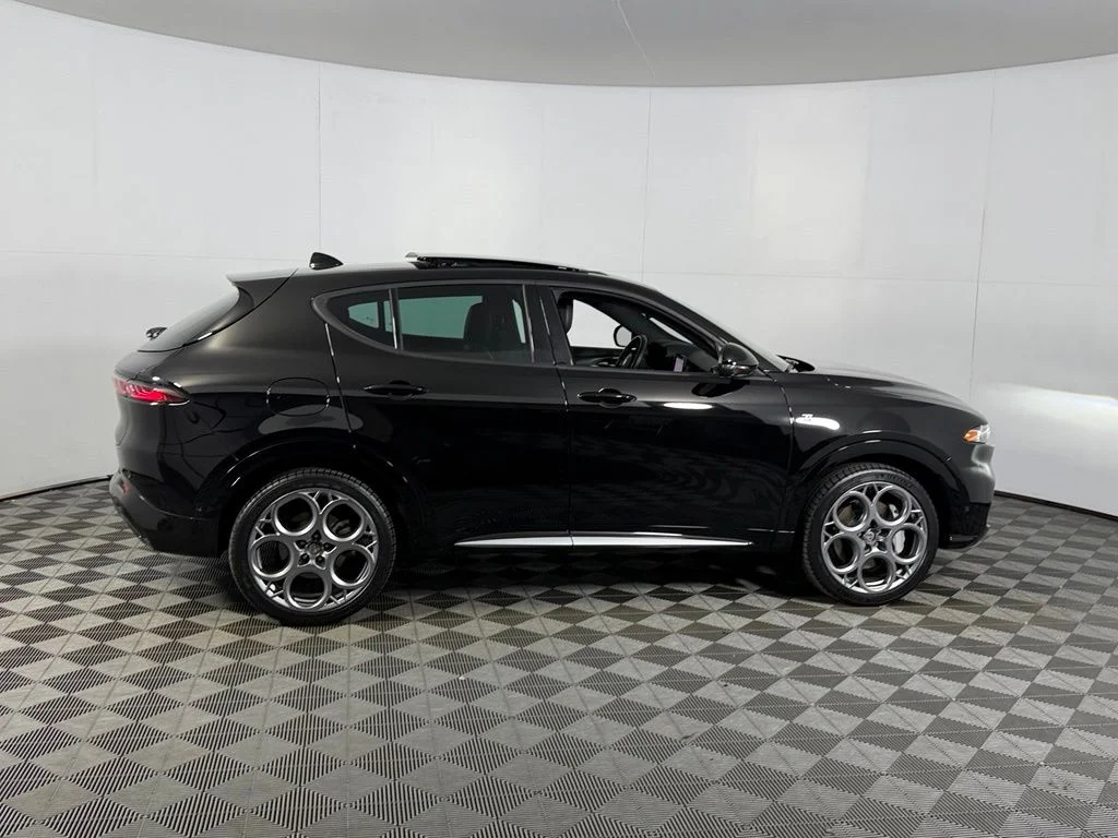 Certified Used 2024 Black Alfa Romeo Ti image 7