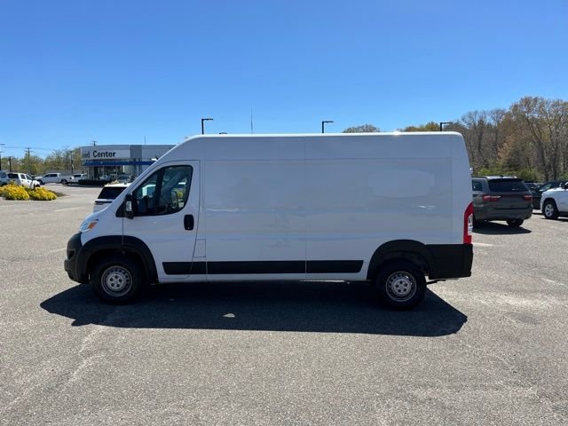 Used 2025 White Ram High Roof image 4