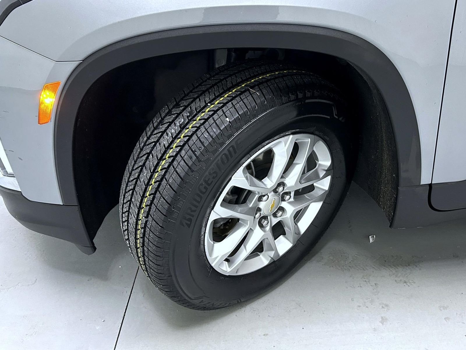 Used 2023 Gray Chevrolet LS image 24