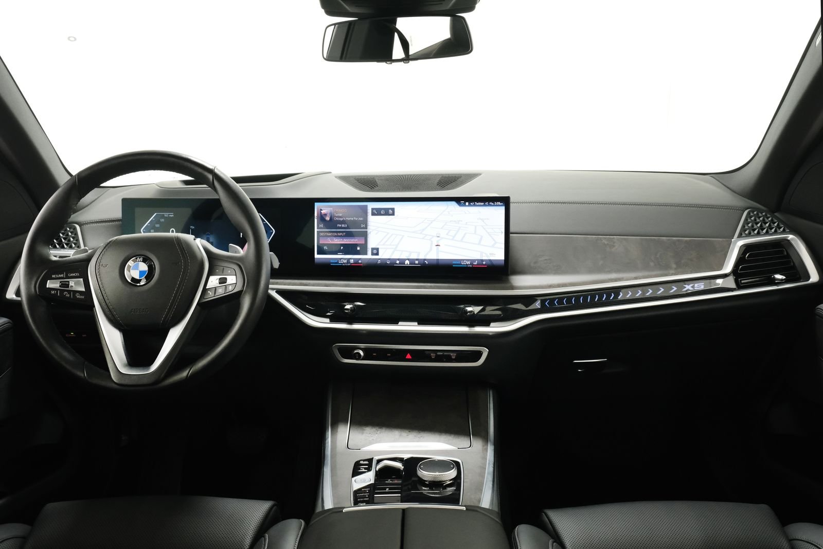Certified Used 2024 Black Sapphire Metallic BMW xDrive40i image 8