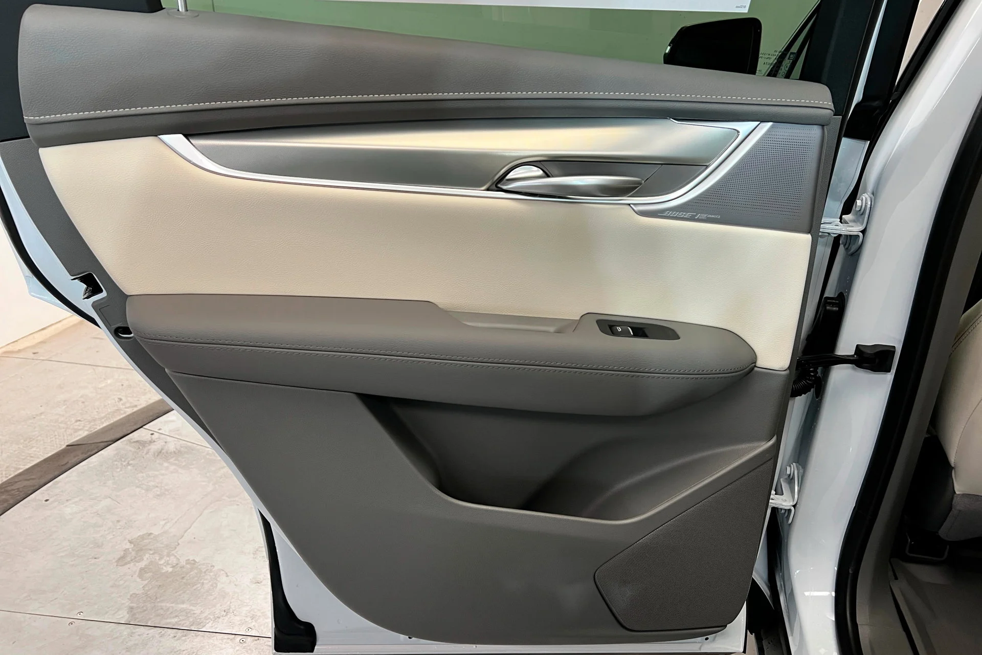 New 2026 Crystal White Tricoat Cadillac Premium Luxury image 18
