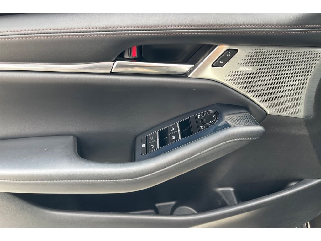 Used 2019 MACHINE GRAY METALLIC Mazda w/Preferred Pkg image 11