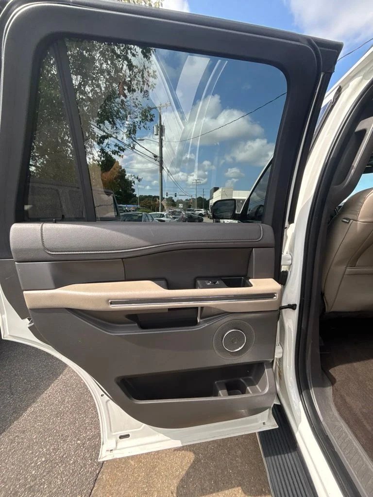 Used 2020 White Ford XLT image 16