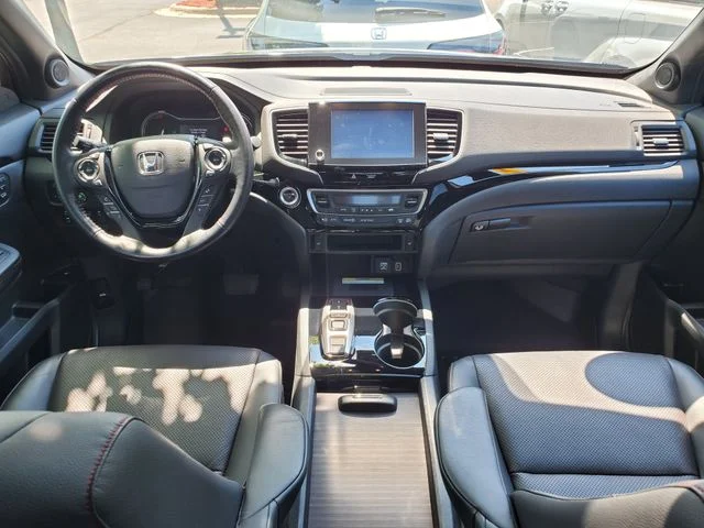 Used 2022  Honda Black Edition image 12