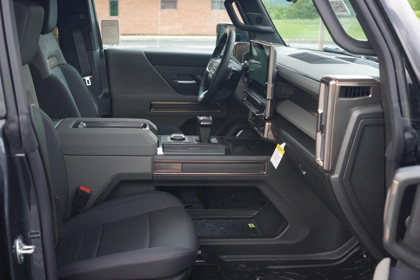 New 2025 Graphite Blue Metallic GMC 2X image 26