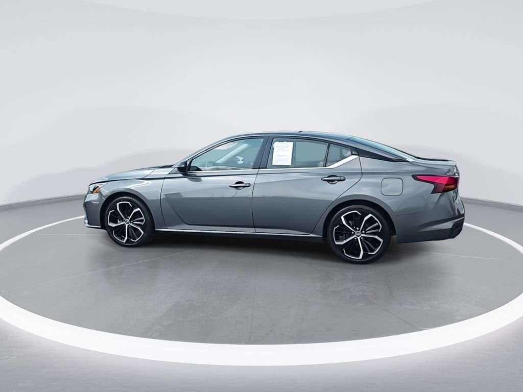 Used 2024 Gray Nissan 2.5 SR image 6