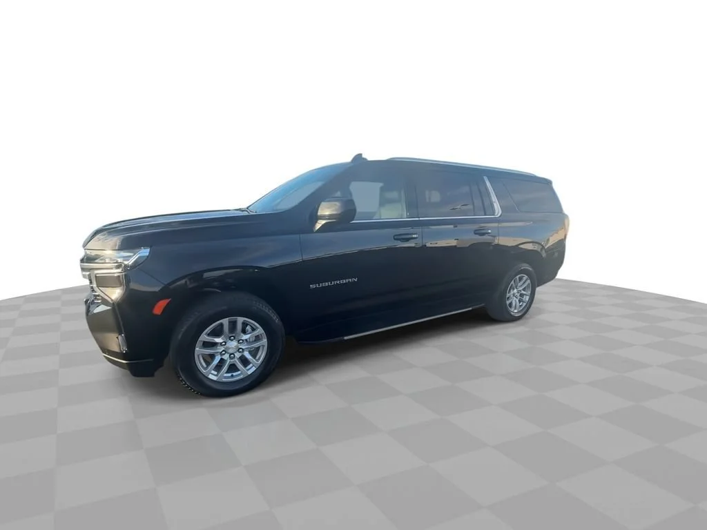 Used 2023 BLACK Chevrolet LT image 4