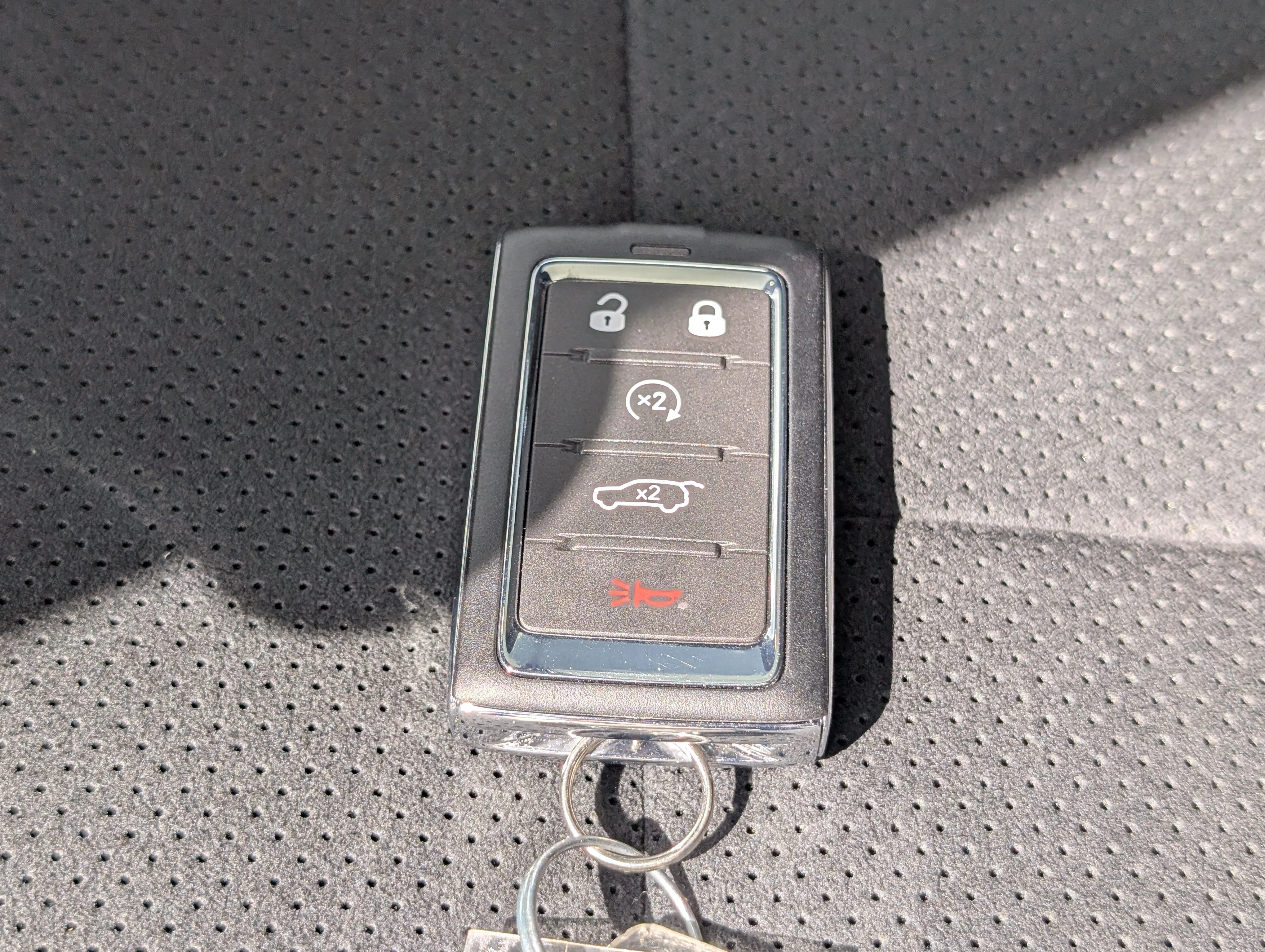 New 2025 Baltic Grey Metallic Jeep Altitude image 35