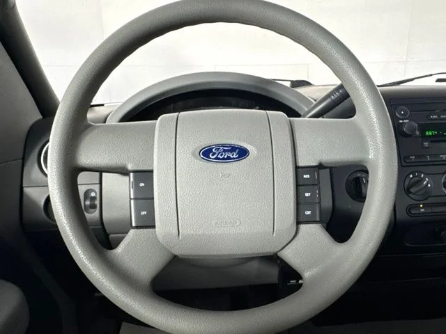 Used 2005 Black Ford XLT image 18