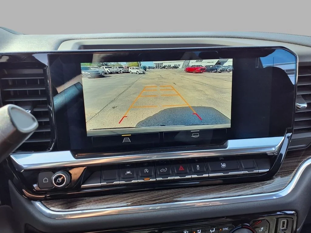 Used 2025 Gray Chevrolet LT image 7