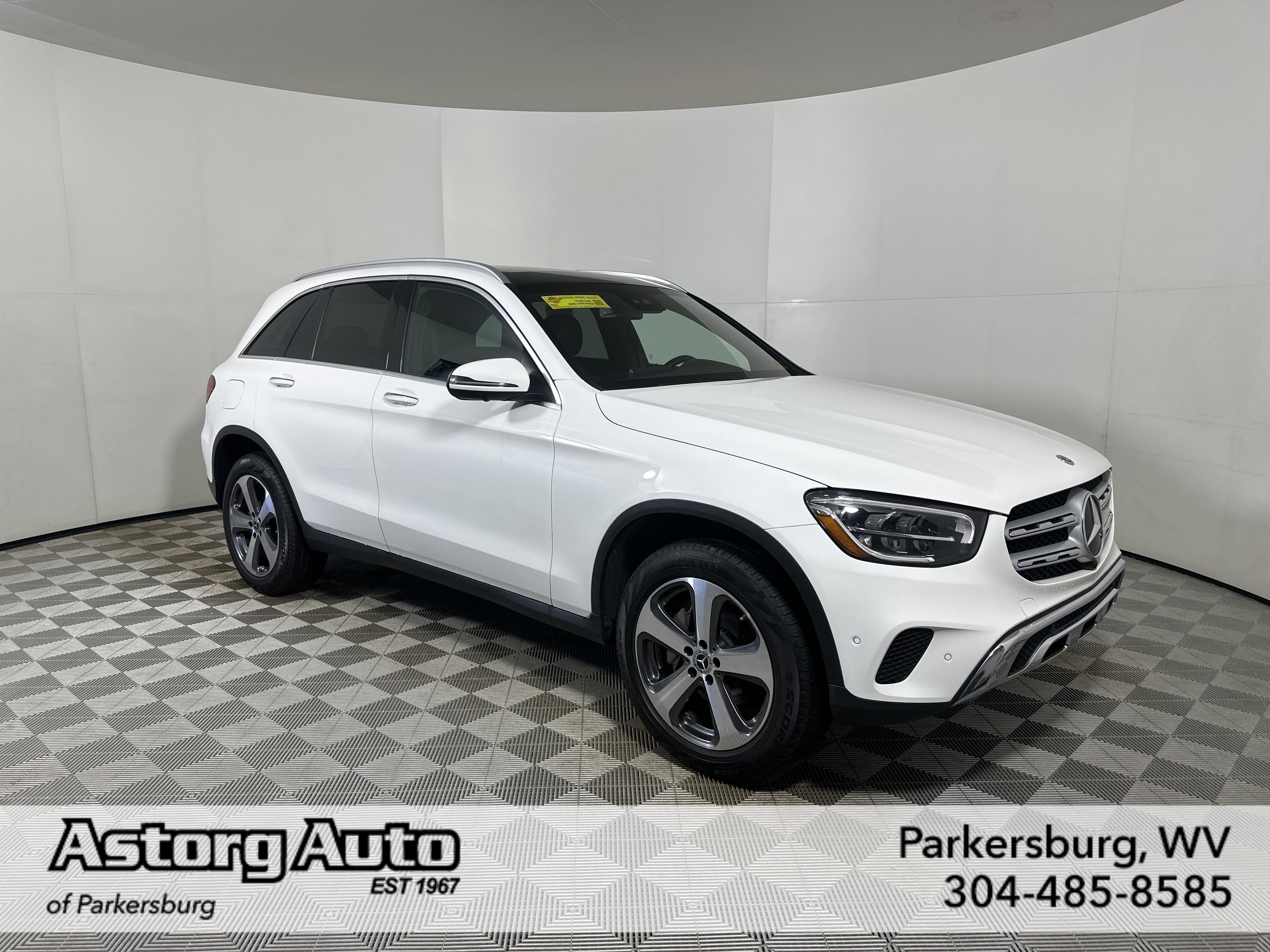 2022 Mercedes-Benz GLC GLC 300 4MATIC's photo