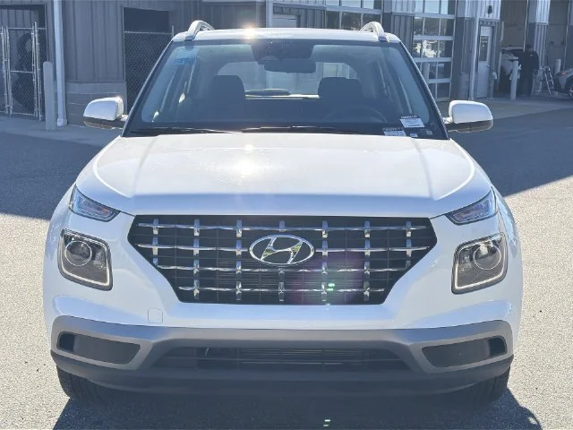 Used 2026 White Hyundai SEL image 16
