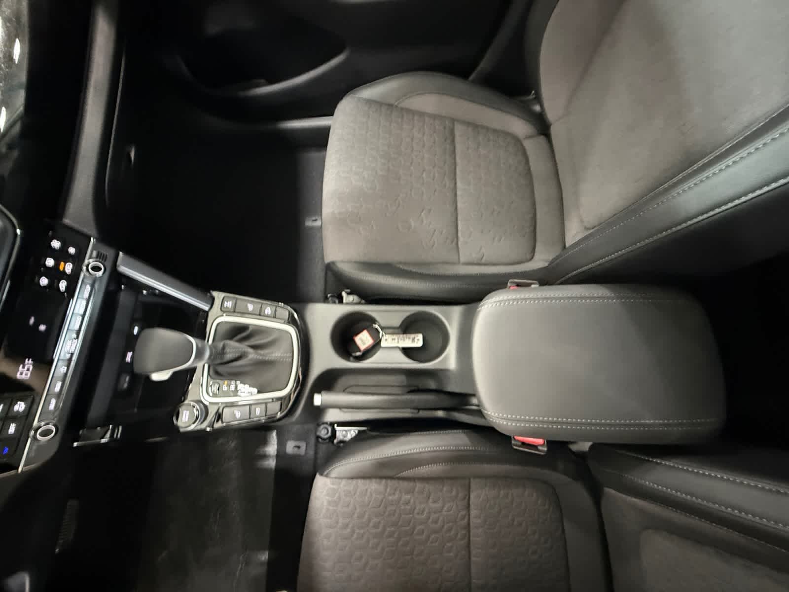 New 2026 Clear White/Black Roof Kia S image 17