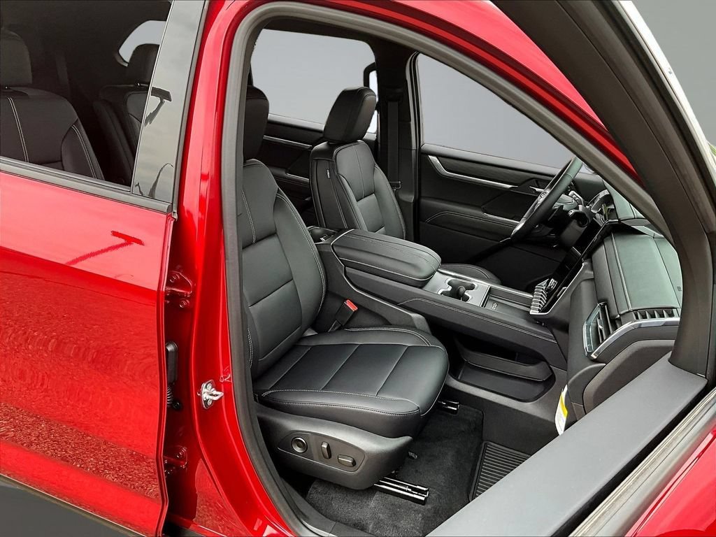 New 2026 Volcanic Red Tintcoat GMC Elevation image 10