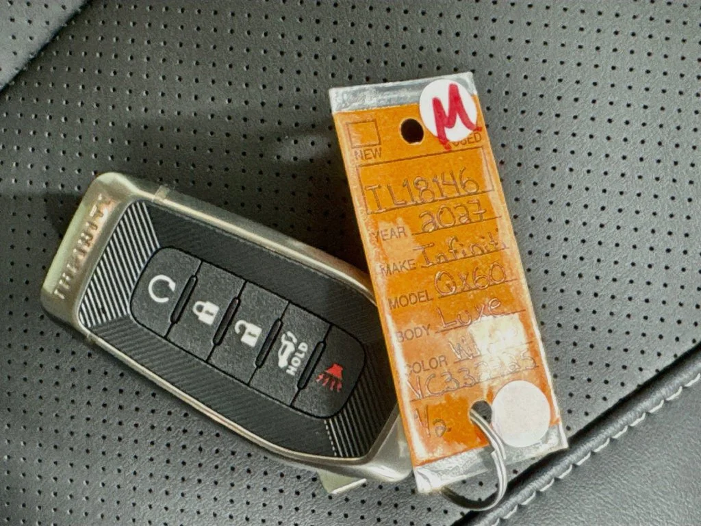 Certified Used 2027 White INFINITI LUXE image 42