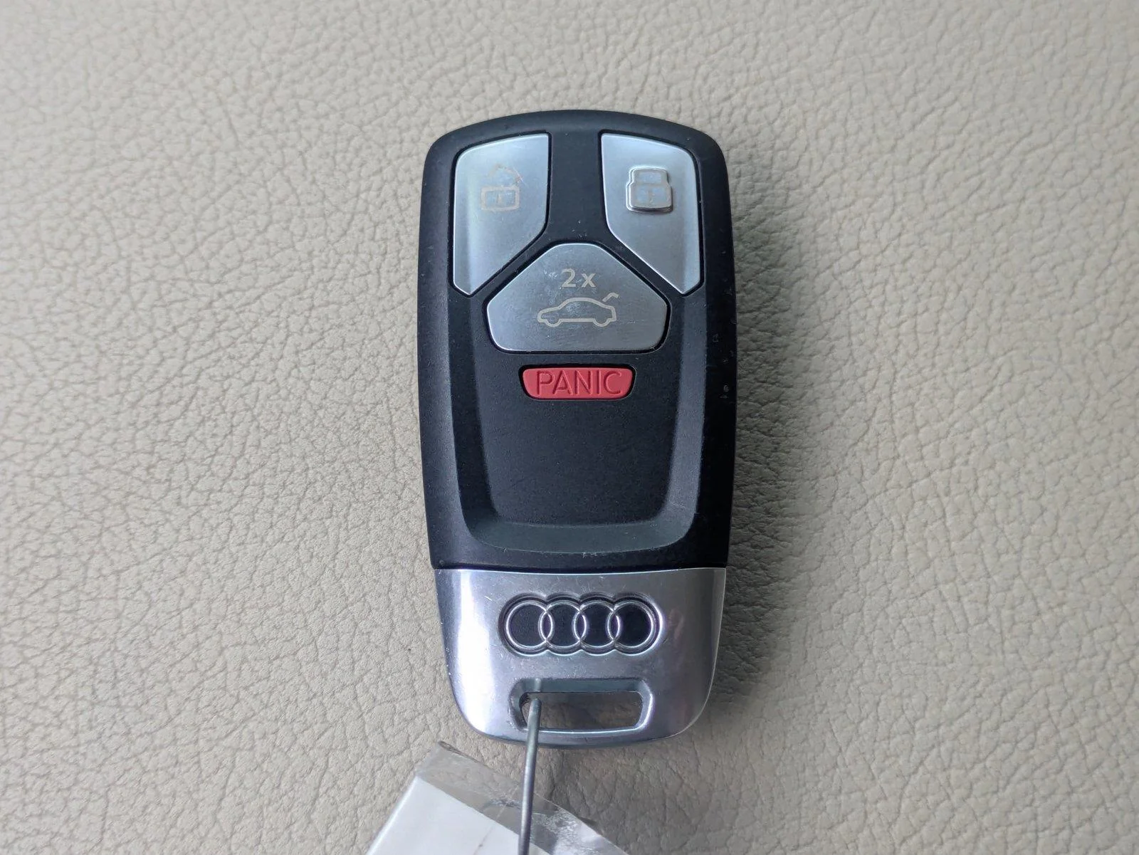 Used 2019 Moonlight Blue Metallic Audi Premium image 33