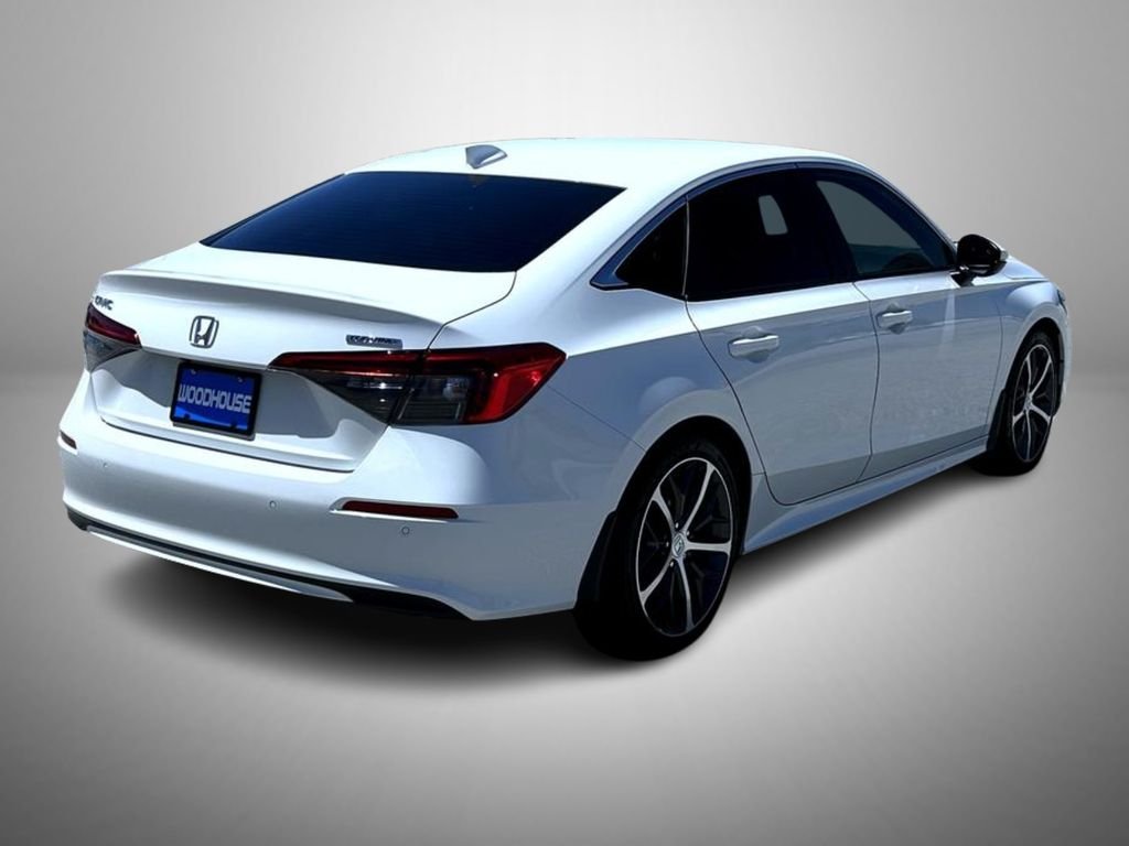 Used 2023 White Honda Touring image 5