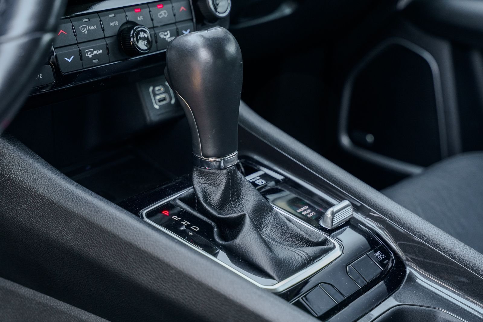 2022 Jeep Compass Latitude Lux - Photo 29