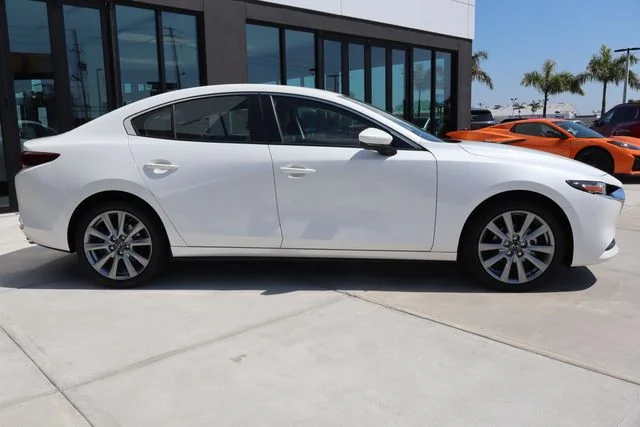 New 2026 Snowflake White Pearl Mazda 2.5 S Preferred image 2