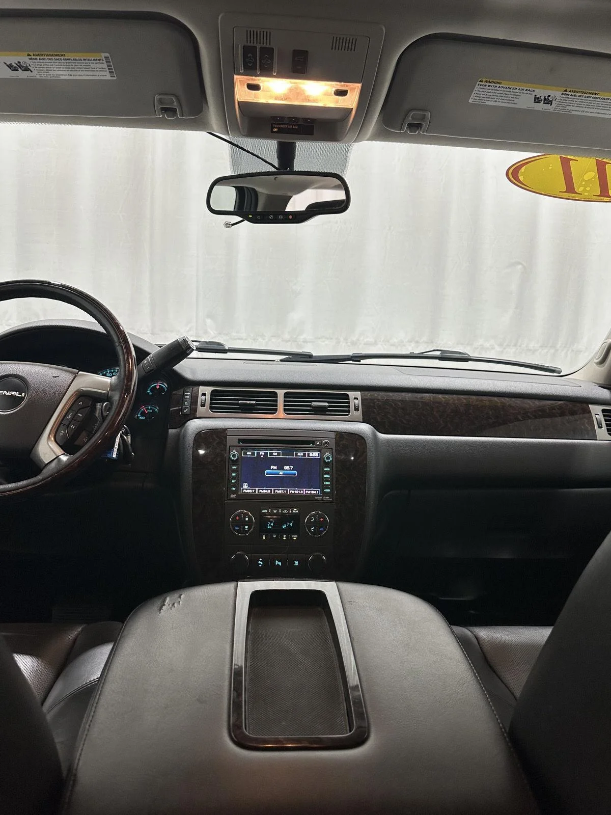 Used 2011 PURE SILVER METALLIC GMC Denali image 20