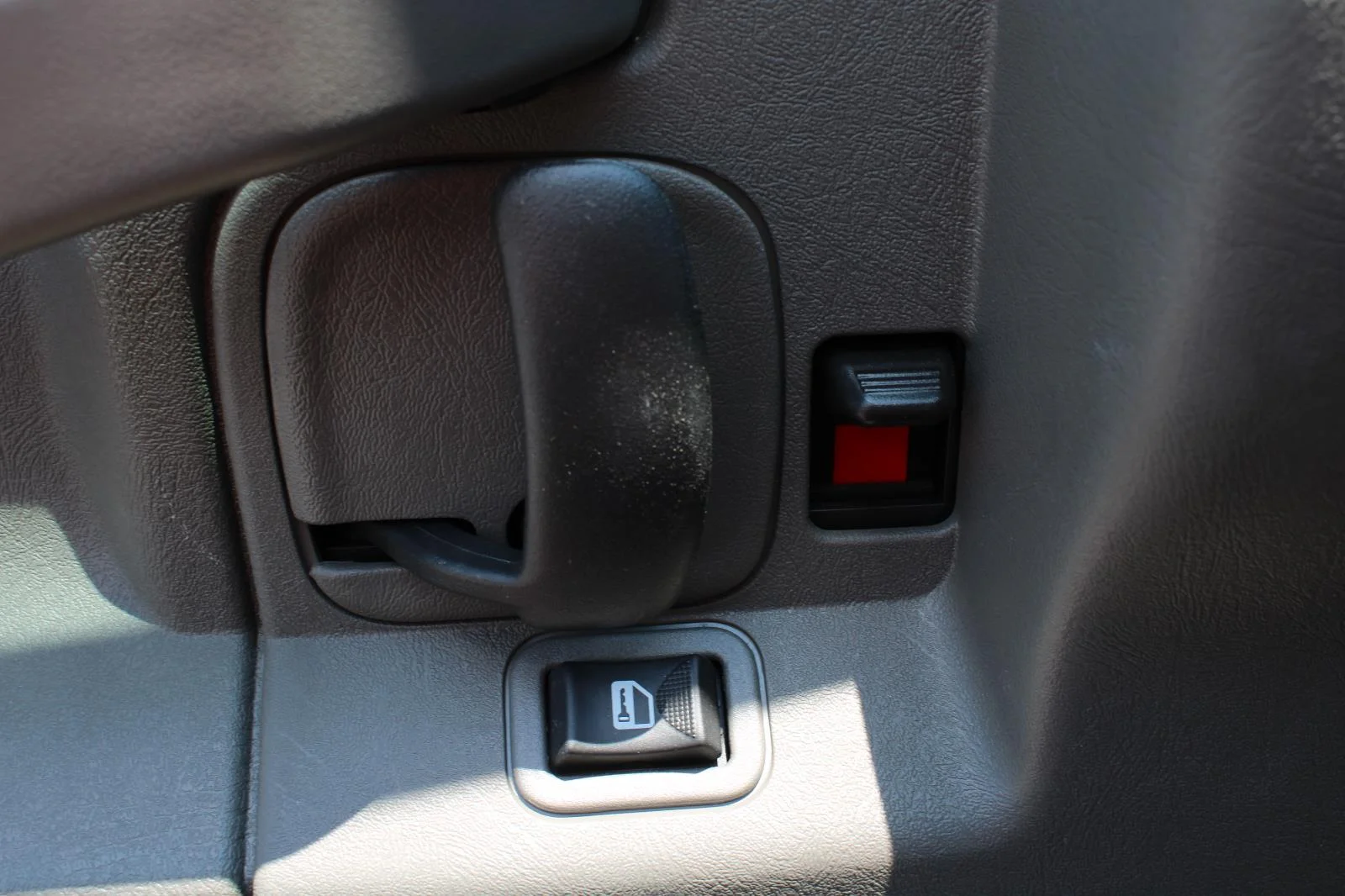 New 2025 Summit White GMC 1WT image 15