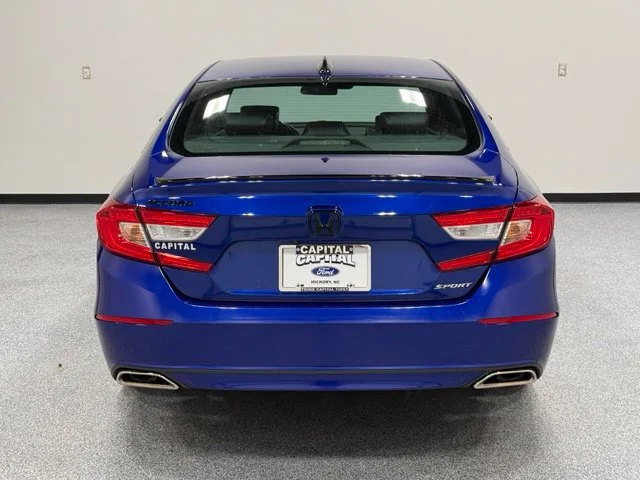 Used 2022 Blue Honda Sport image 9