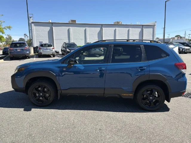 Used 2023 Blue Subaru Wilderness image 10