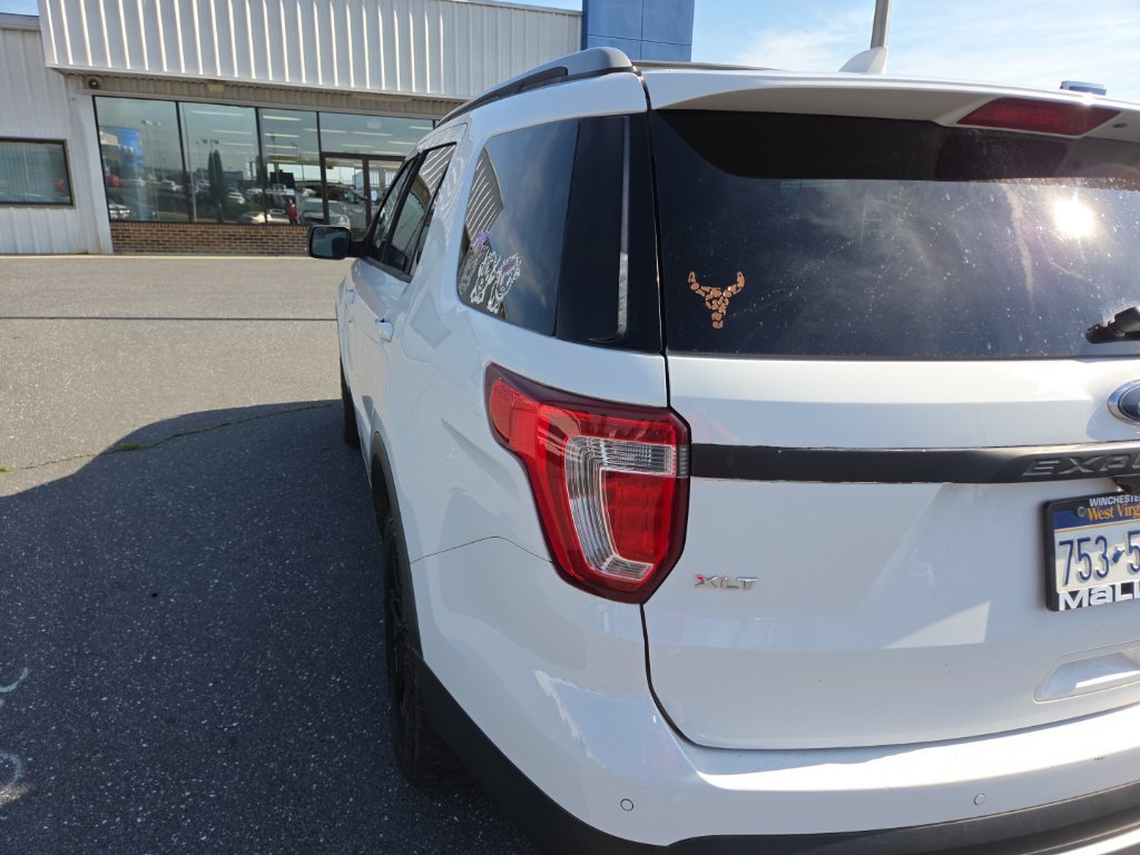 Used 2016 White Ford XLT image 16