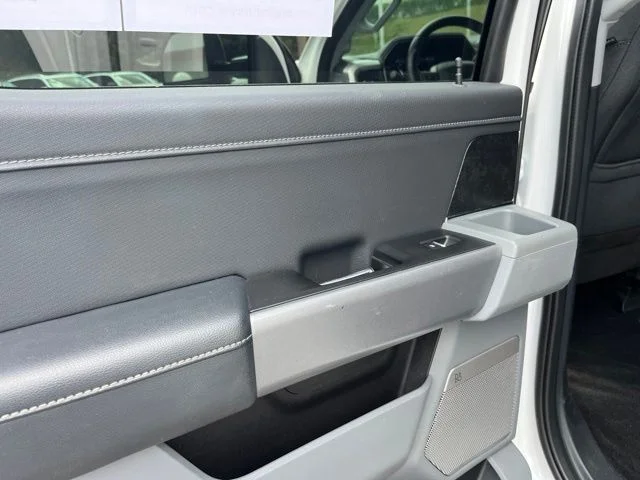 Used 2022 White Ford XLT image 11