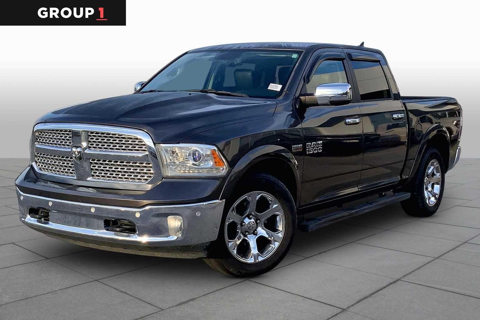 2016 RAM 1500 Laramie Crew Cab 5'7's photo