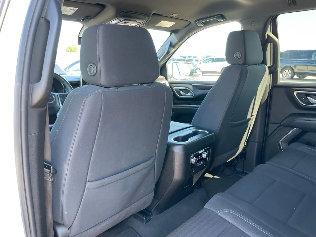 Used 2024 White GMC SLE image 44