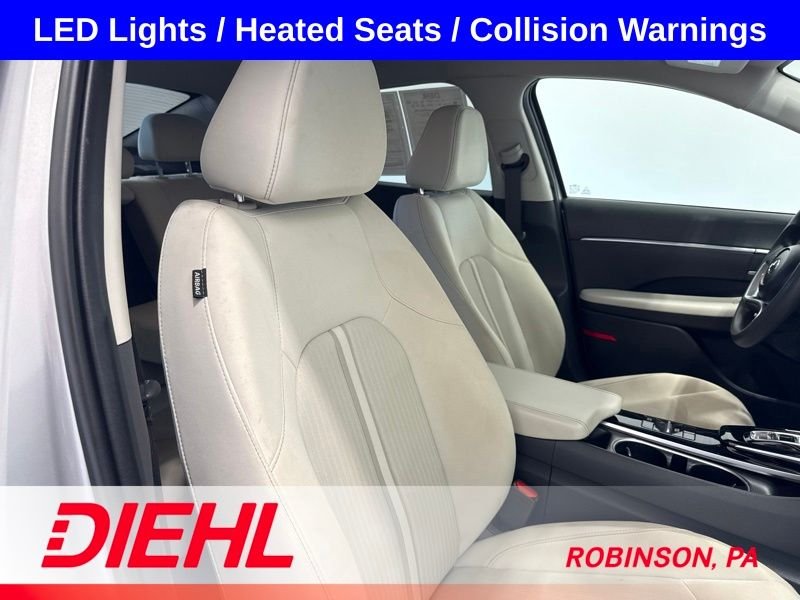 Used 2023 Silver Hyundai SEL image 12