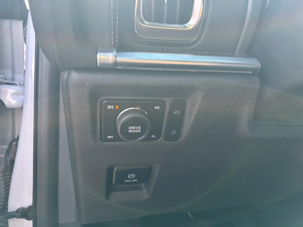 Used 2026 Space Silver Ford Platinum image 14