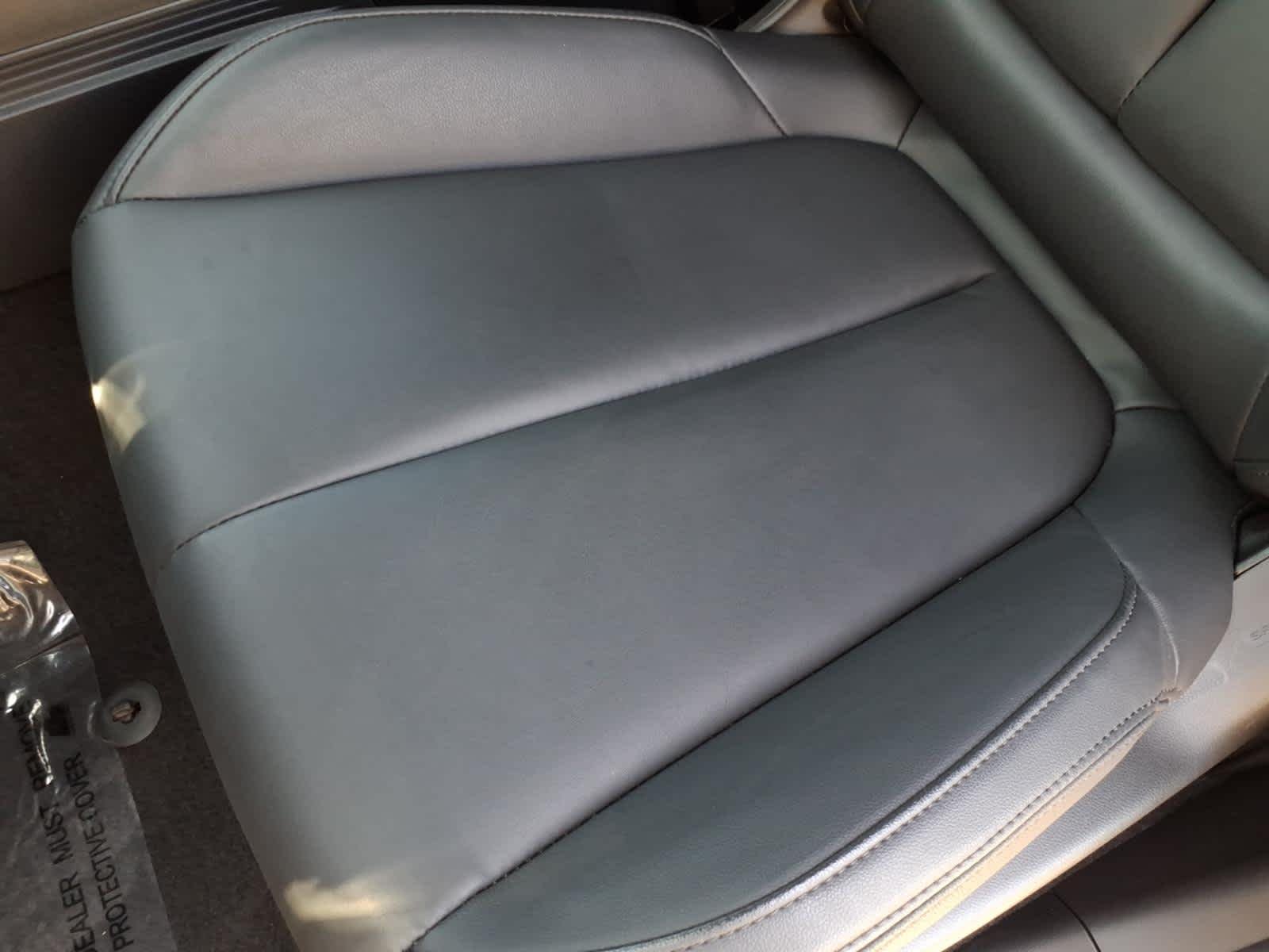 Used 2026 Crystal White Pearl Subaru Premium image 26