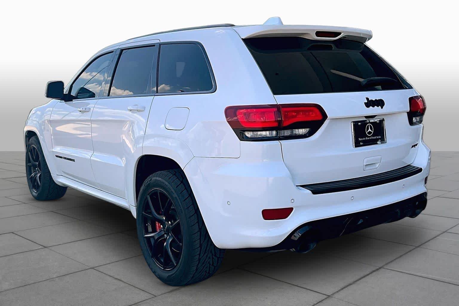 Used 2018 Bright White Clearcoat Jeep SRT image 12