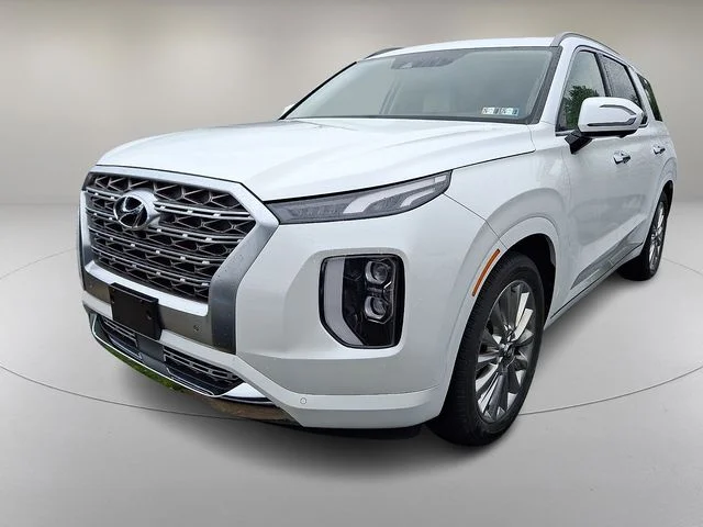Used 2020 White Hyundai Limited image 3