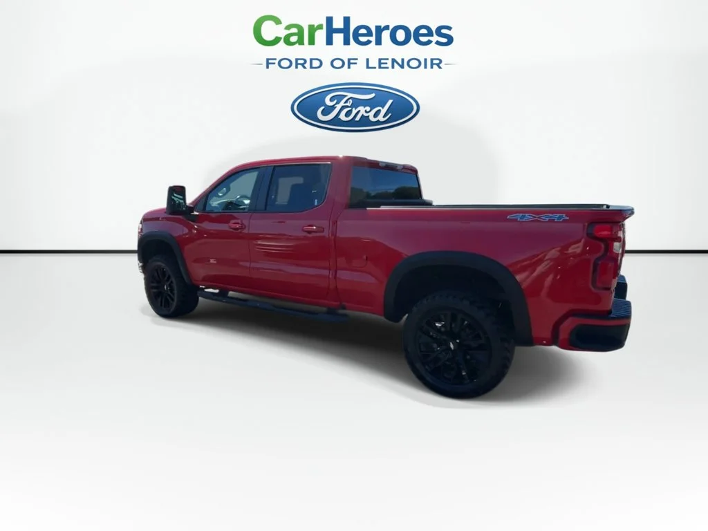 Used 2020 Red Chevrolet RST image 6