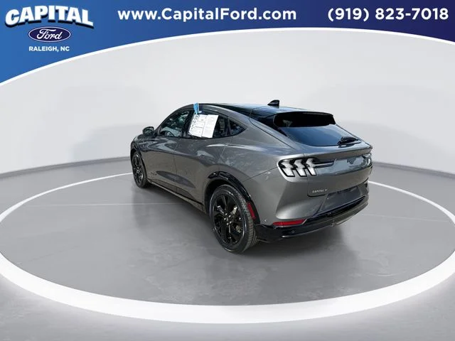 Used 2023 Gray Ford Premium image 6