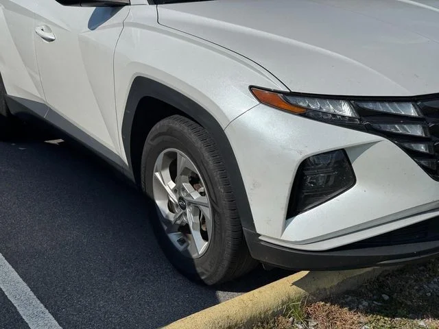 Used 2022 Gray Hyundai SEL image 9