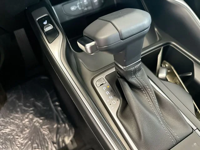 New 2026 Glacial White Pearl Kia S image 23