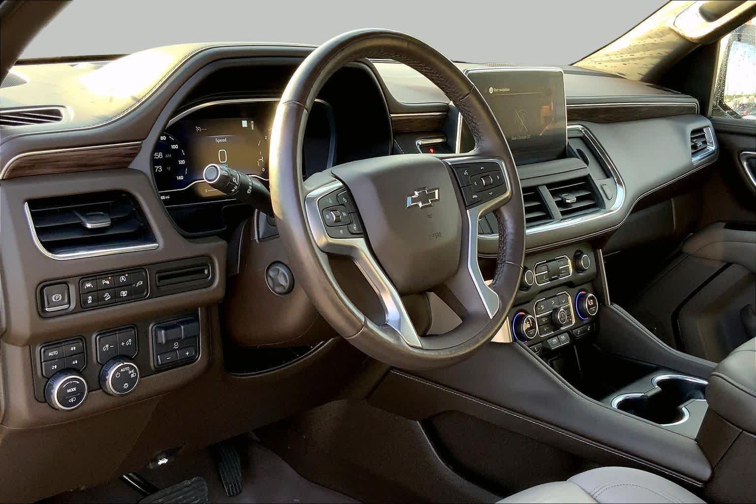 Used 2022 Satin Steel Metallic Chevrolet Z71 image 17