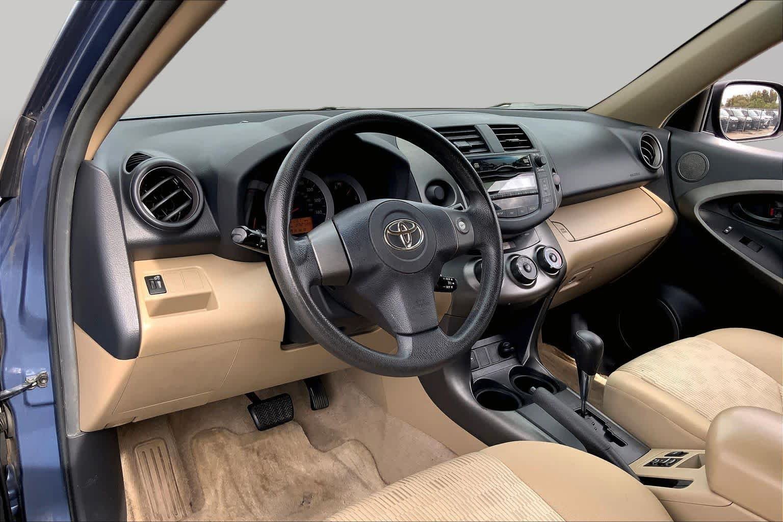Used 2010 Pacific Blue Metallic Toyota  image 16
