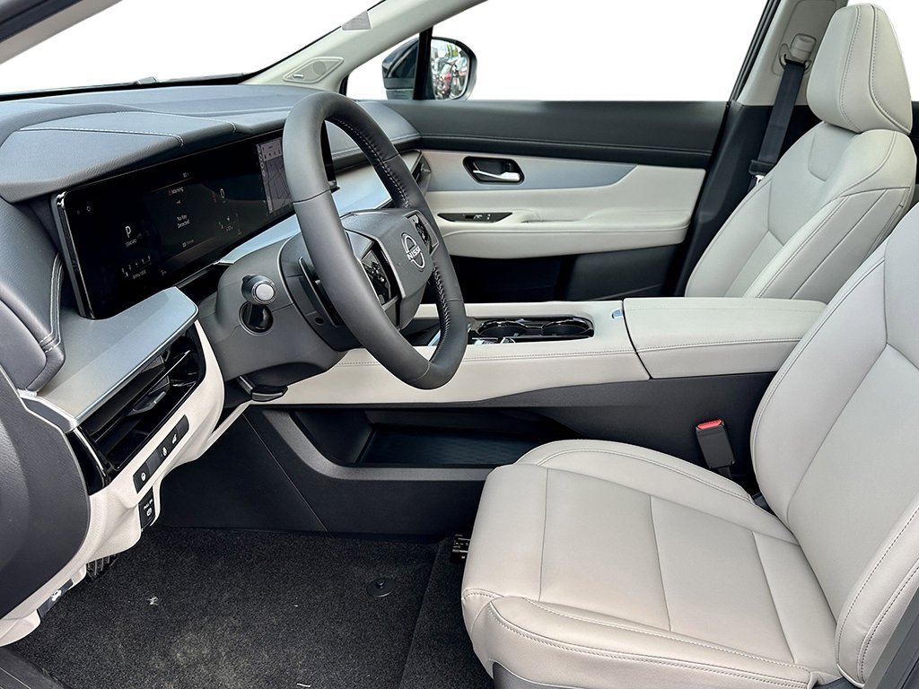 New 2026 Everest White Pearl TriCoat Nissan SL image 14