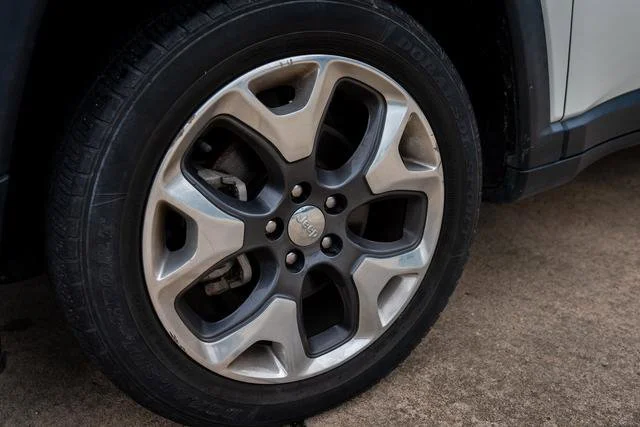 Used 2019 White Clearcoat Jeep Limited image 14
