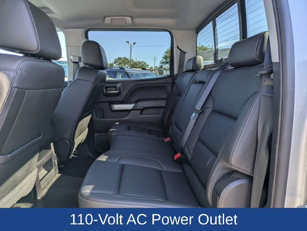 Used 2018 Silver Chevrolet LT image 14