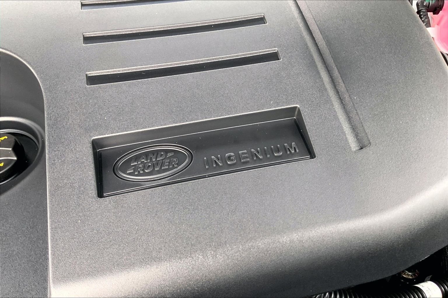 New 2026 Fuji White Land Rover SE 7 Seats image 17